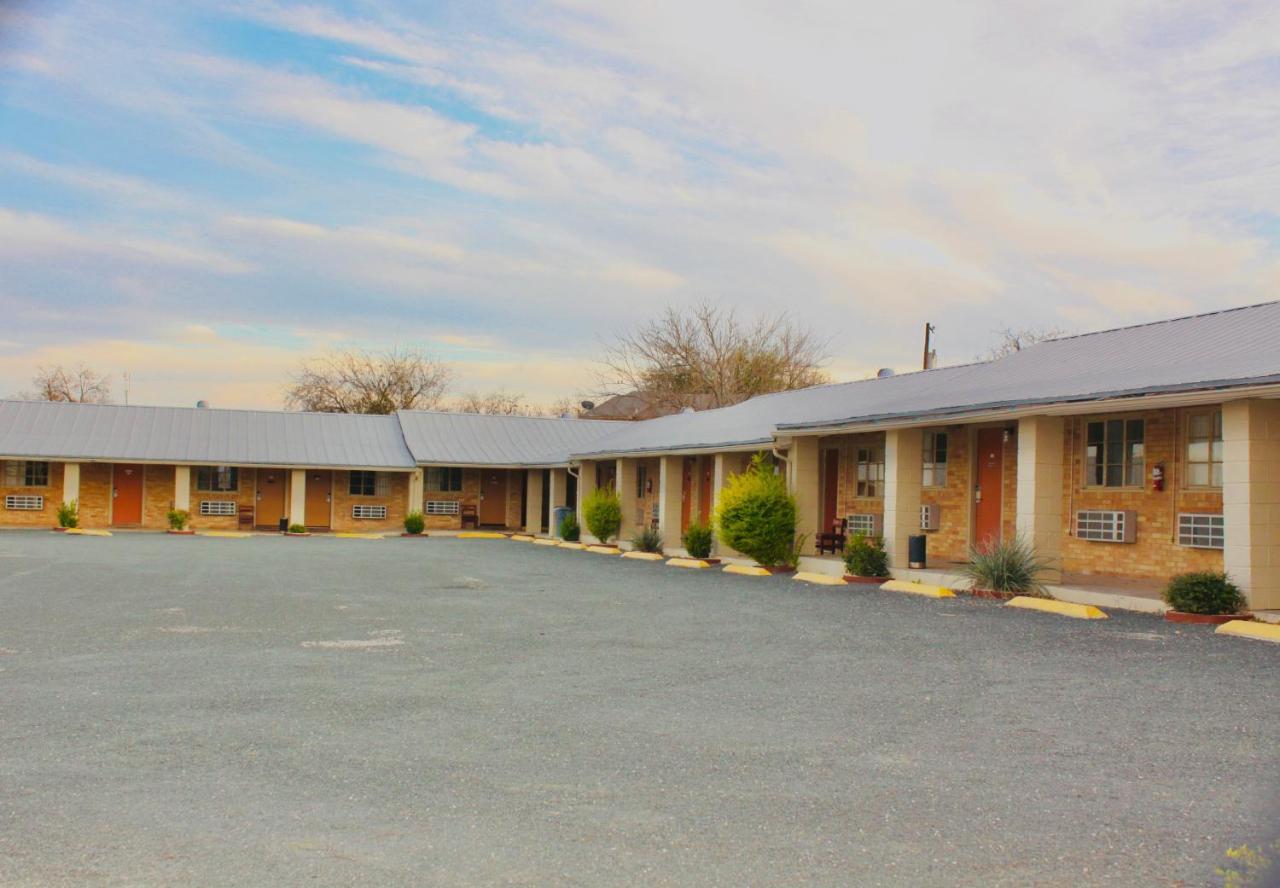 Sun Valley Motel Junction Bagian luar foto
